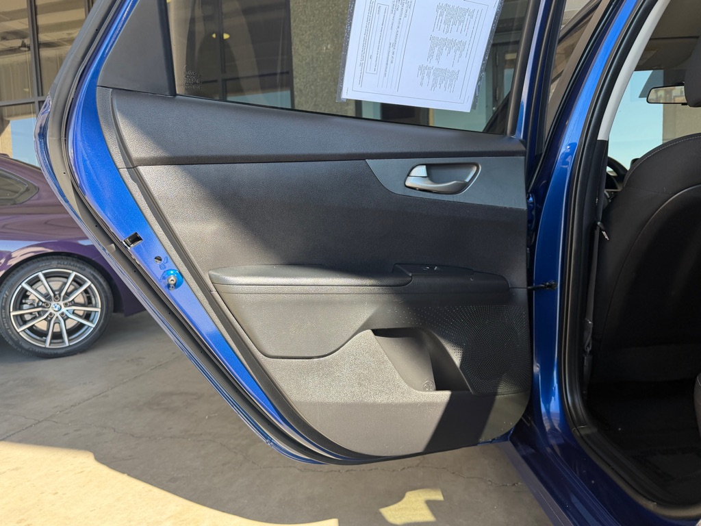 Photo 24 of this KIA FORTE