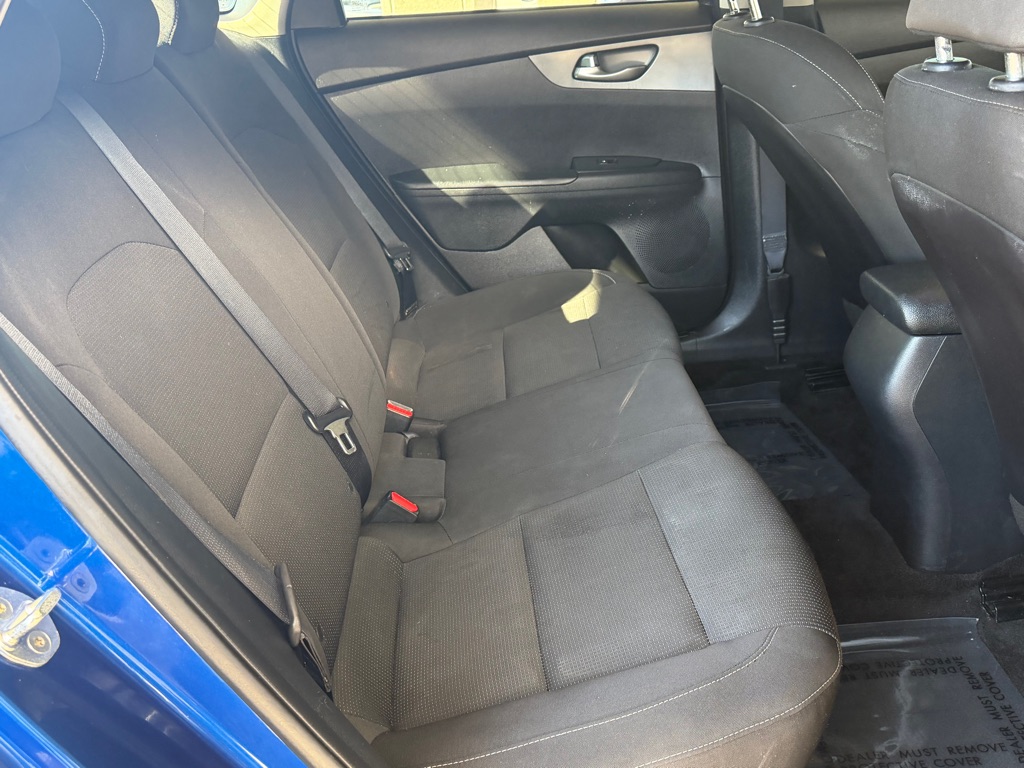 Photo 27 of this KIA FORTE
