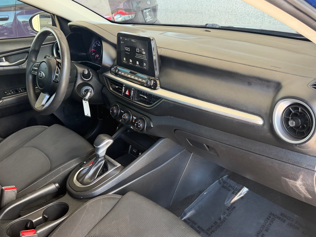 Photo 33 of this KIA FORTE