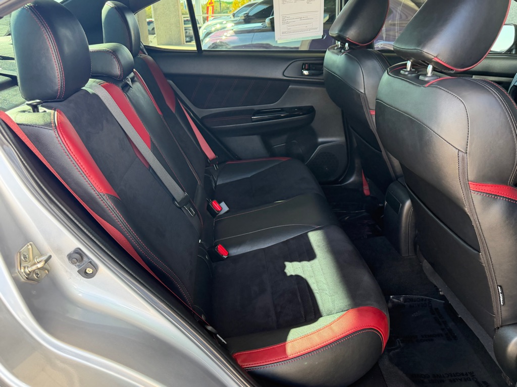 Photo 28 of this SUBARU WRX