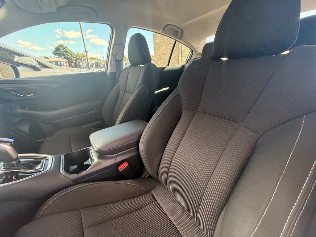 Photo 6 of this SUBARU LEGACY