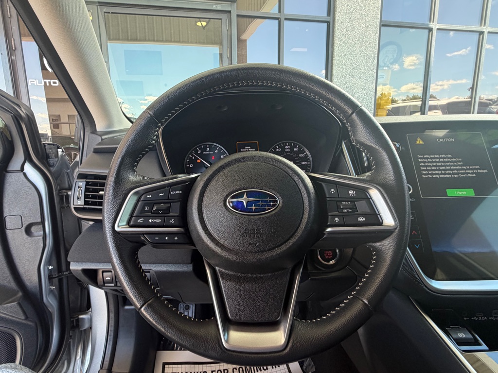 Photo 8 of this SUBARU LEGACY