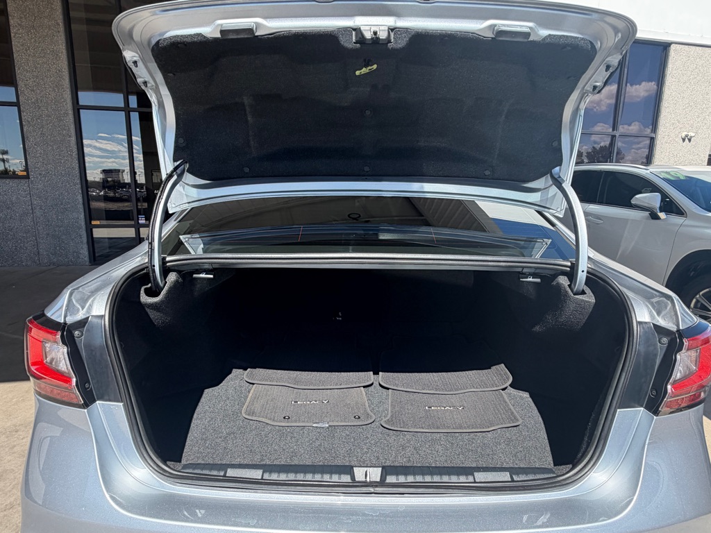 Photo 27 of this SUBARU LEGACY