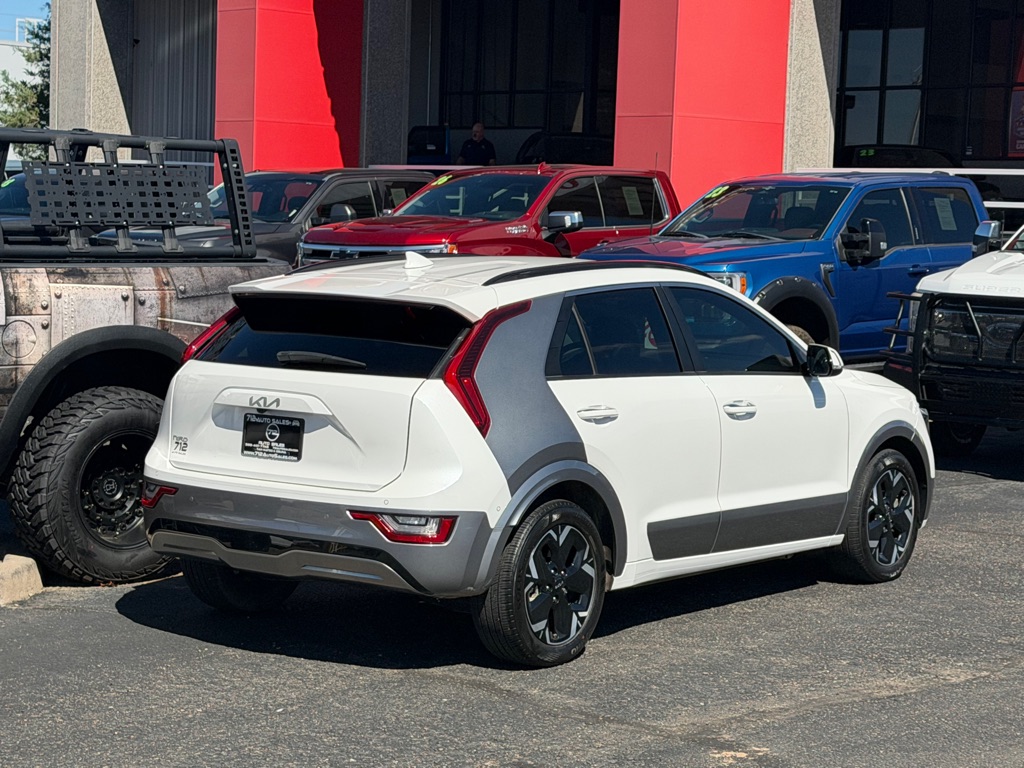 Photo 50 of this KIA NIRO