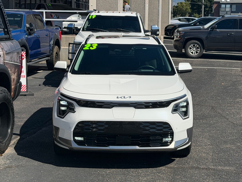 Photo 40 of this KIA NIRO