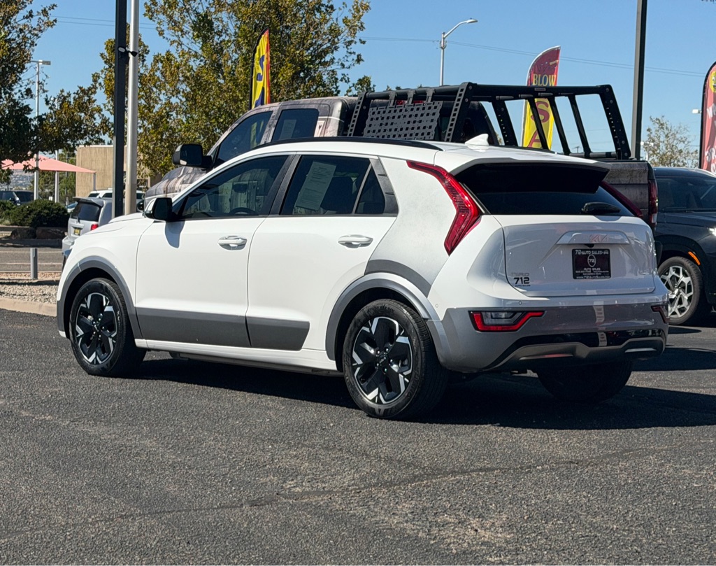 Photo 47 of this KIA NIRO