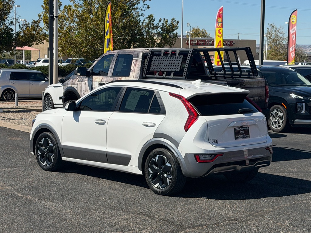 Photo 46 of this KIA NIRO