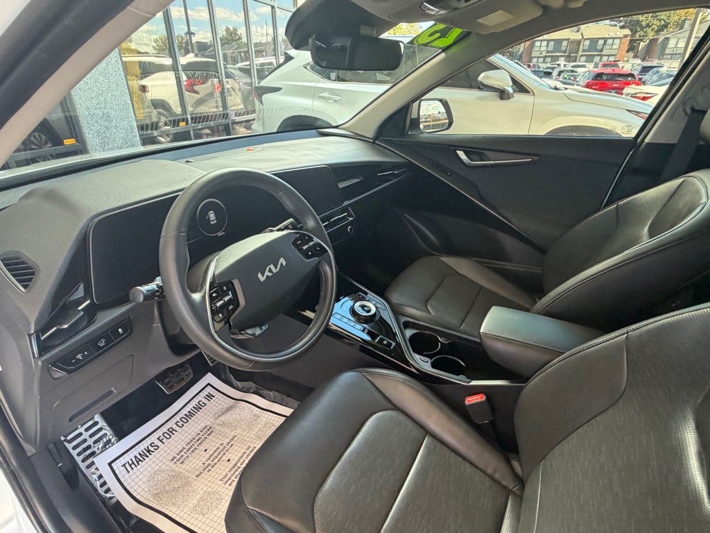Photo 9 of this KIA NIRO