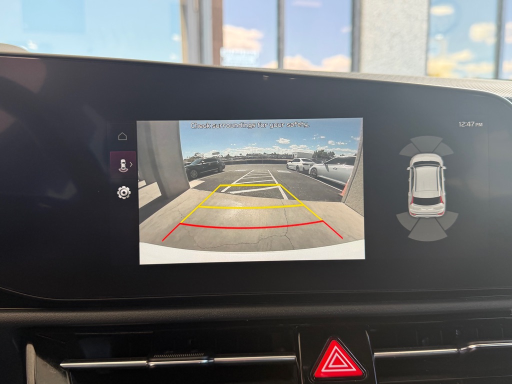 Photo 15 of this KIA NIRO