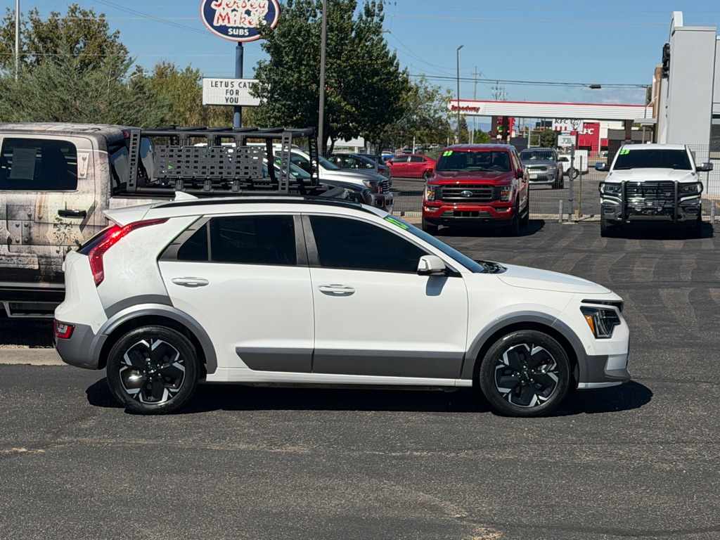 Photo 52 of this KIA NIRO