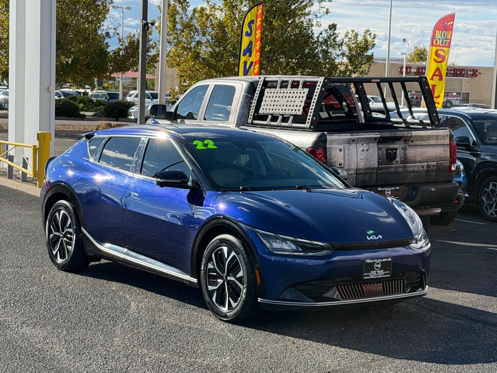 Photo 5 of this KIA EV6