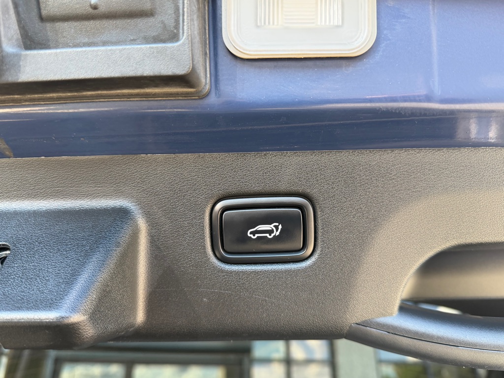 Photo 34 of this KIA EV6