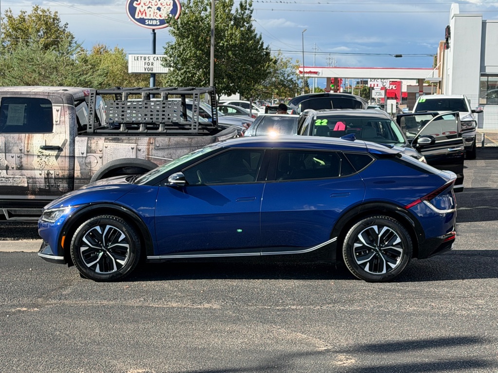 Photo 46 of this KIA EV6