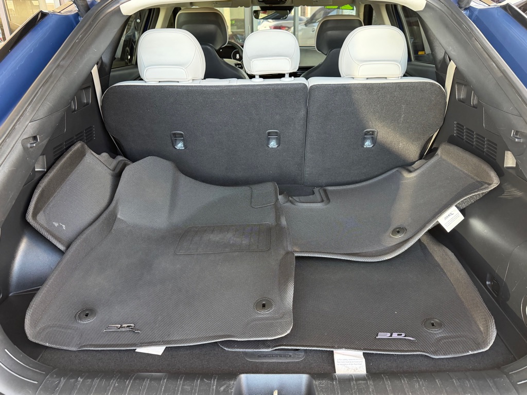 Photo 32 of this KIA EV6