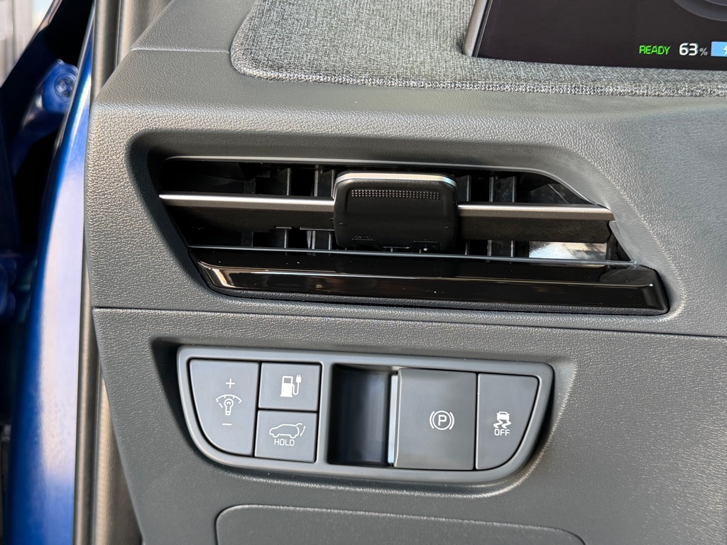 Photo 19 of this KIA EV6