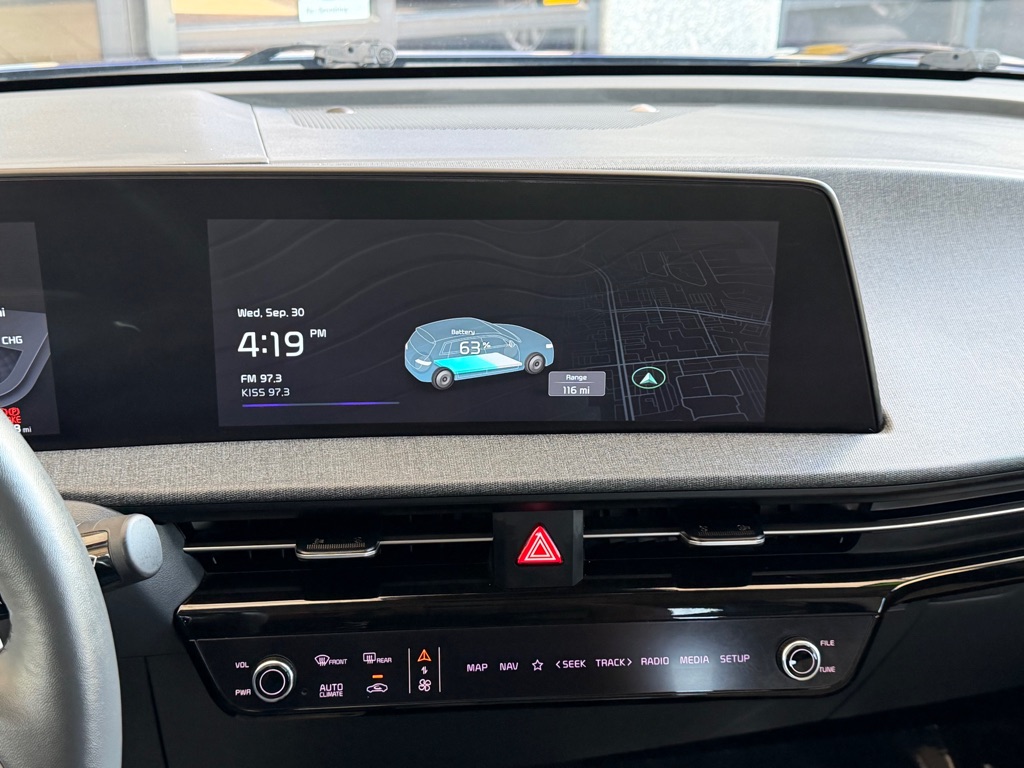 Photo 15 of this KIA EV6