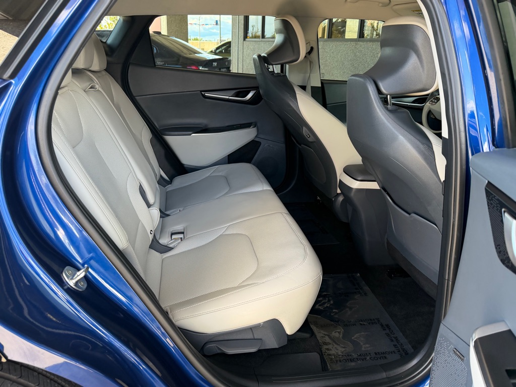 Photo 35 of this KIA EV6
