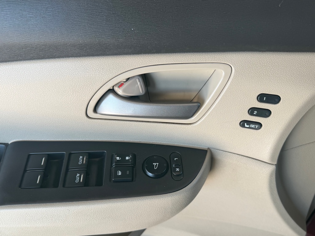 Photo 20 of this HONDA ODYSSEY