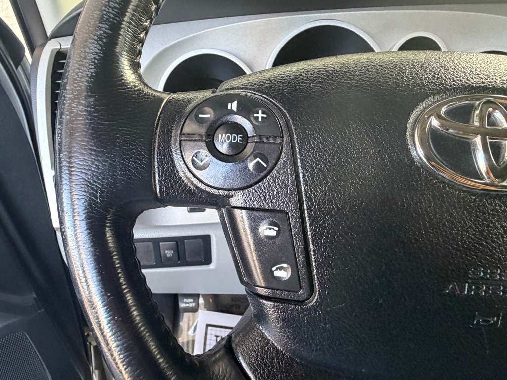 Photo 9 of this TOYOTA TUNDRA