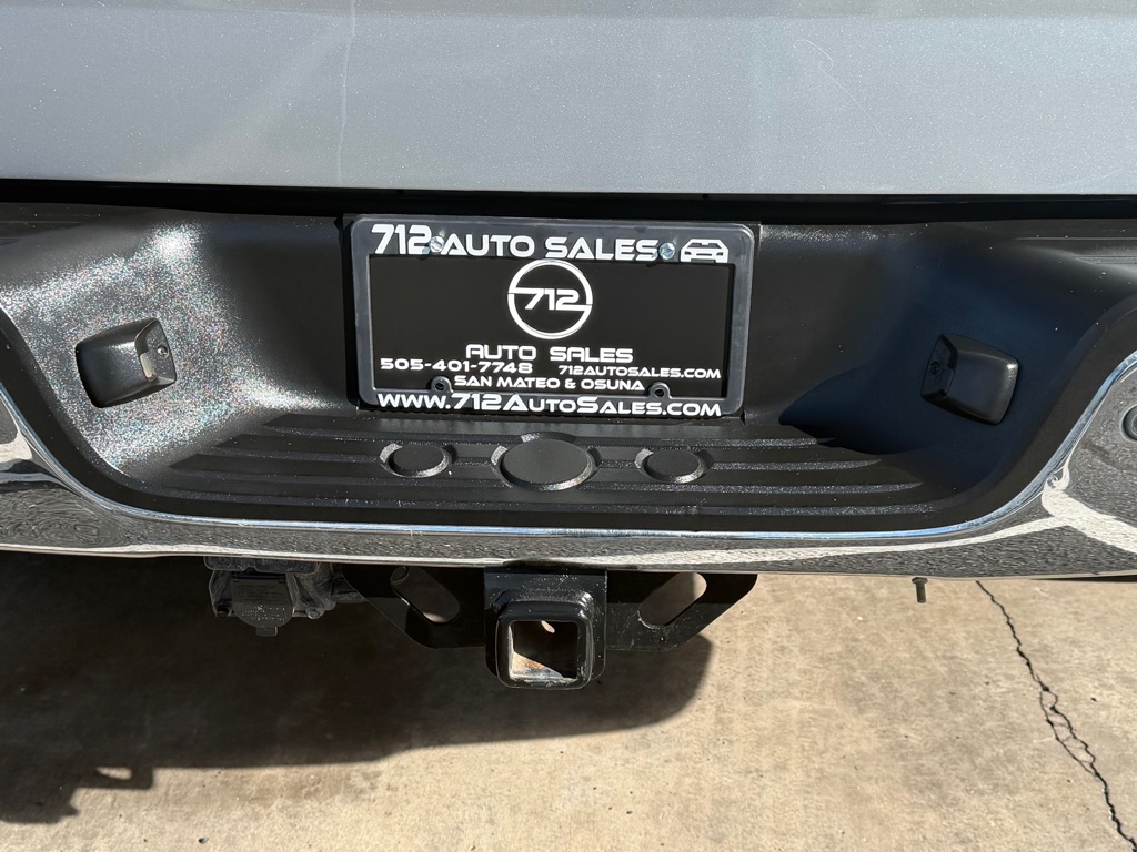 Photo 25 of this TOYOTA TUNDRA