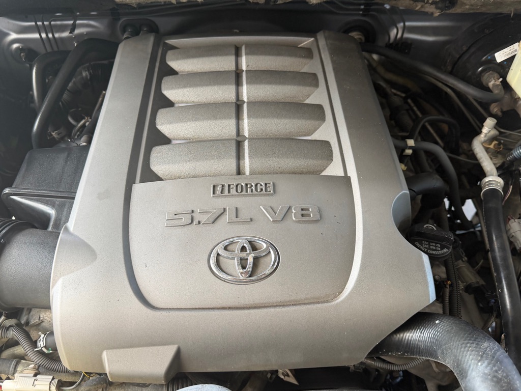 Photo 52 of this TOYOTA TUNDRA