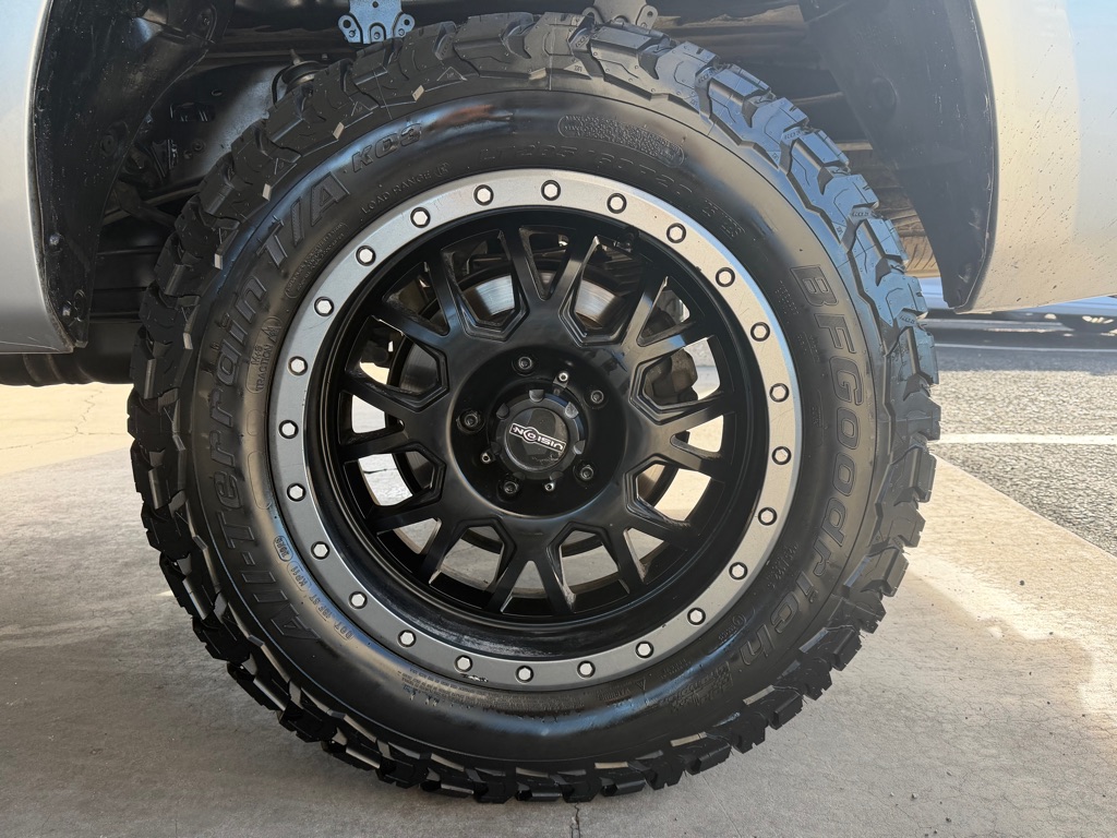 Photo 55 of this TOYOTA TUNDRA