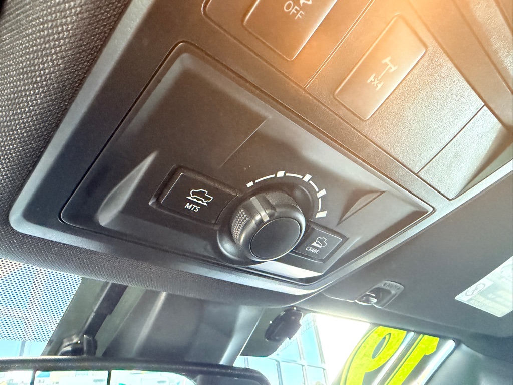 Photo 14 of this TOYOTA TACOMA