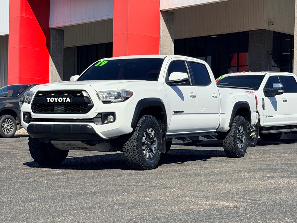 Photo 29 of this TOYOTA TACOMA