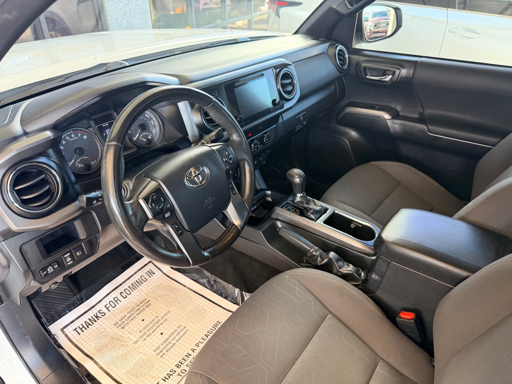 Photo 7 of this TOYOTA TACOMA
