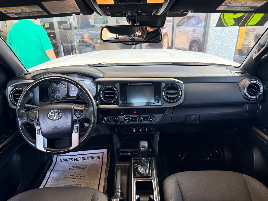 Photo 18 of this TOYOTA TACOMA