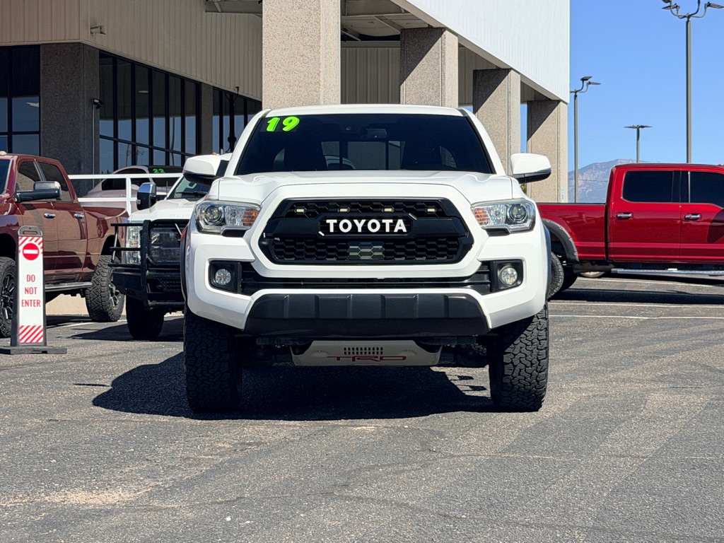 Photo 27 of this TOYOTA TACOMA