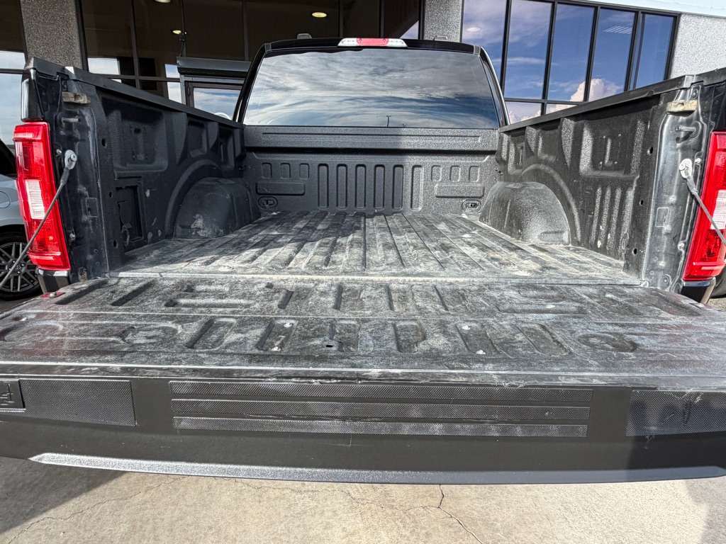 Photo 26 of this FORD F150