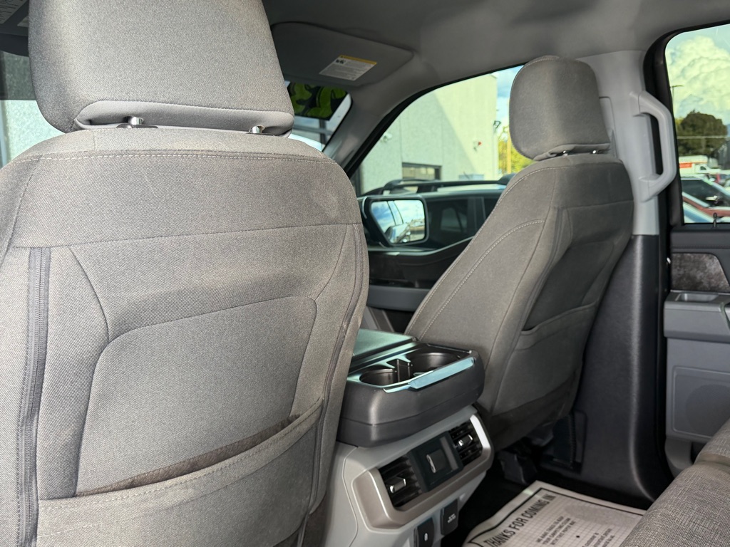 Photo 21 of this FORD F150