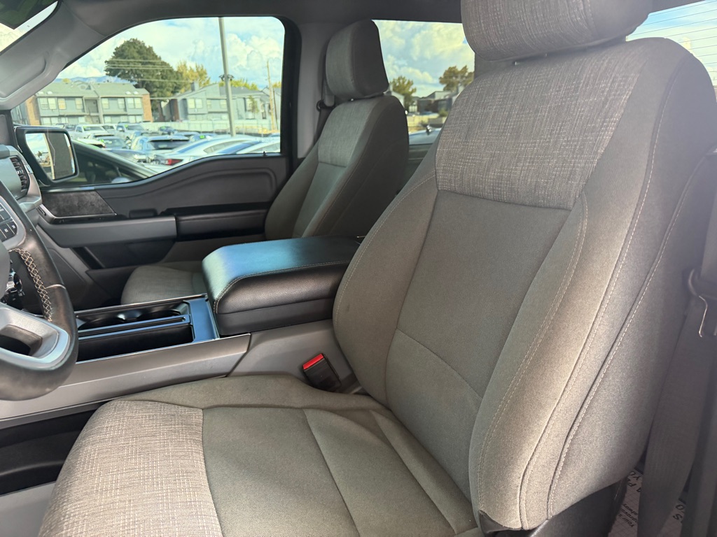 Photo 6 of this FORD F150