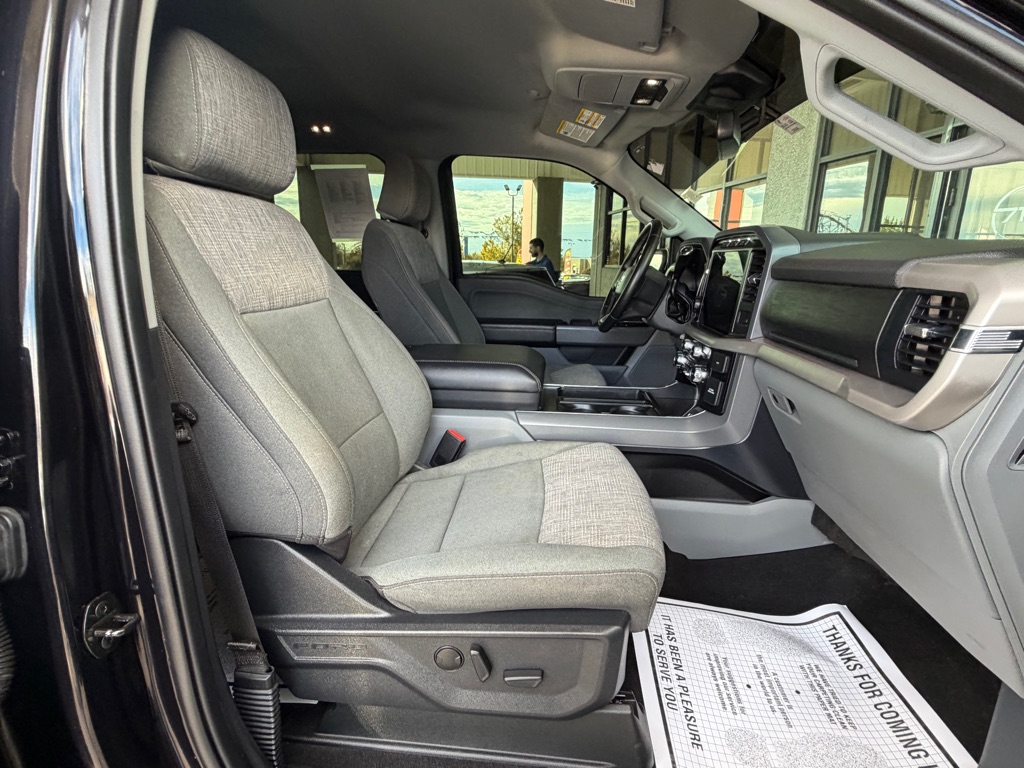 Photo 31 of this FORD F150
