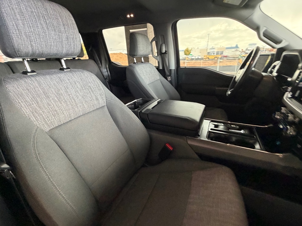 Photo 37 of this FORD F150