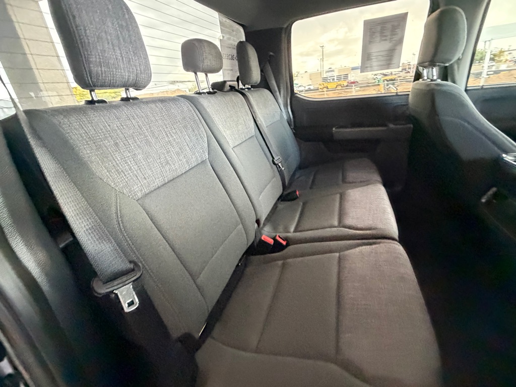 Photo 33 of this FORD F150
