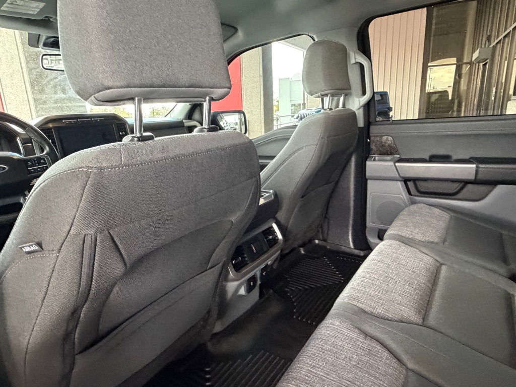 Photo 25 of this FORD F150