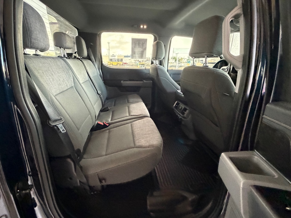Photo 32 of this FORD F150