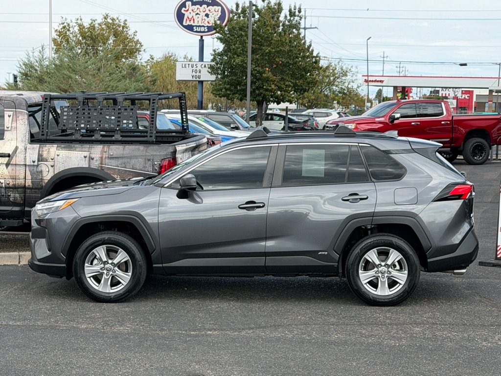 Photo 2 of this TOYOTA RAV4