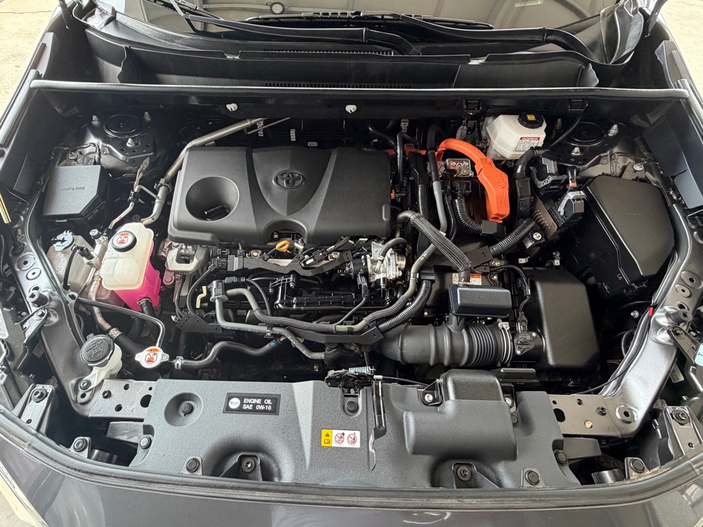 Photo 48 of this TOYOTA RAV4