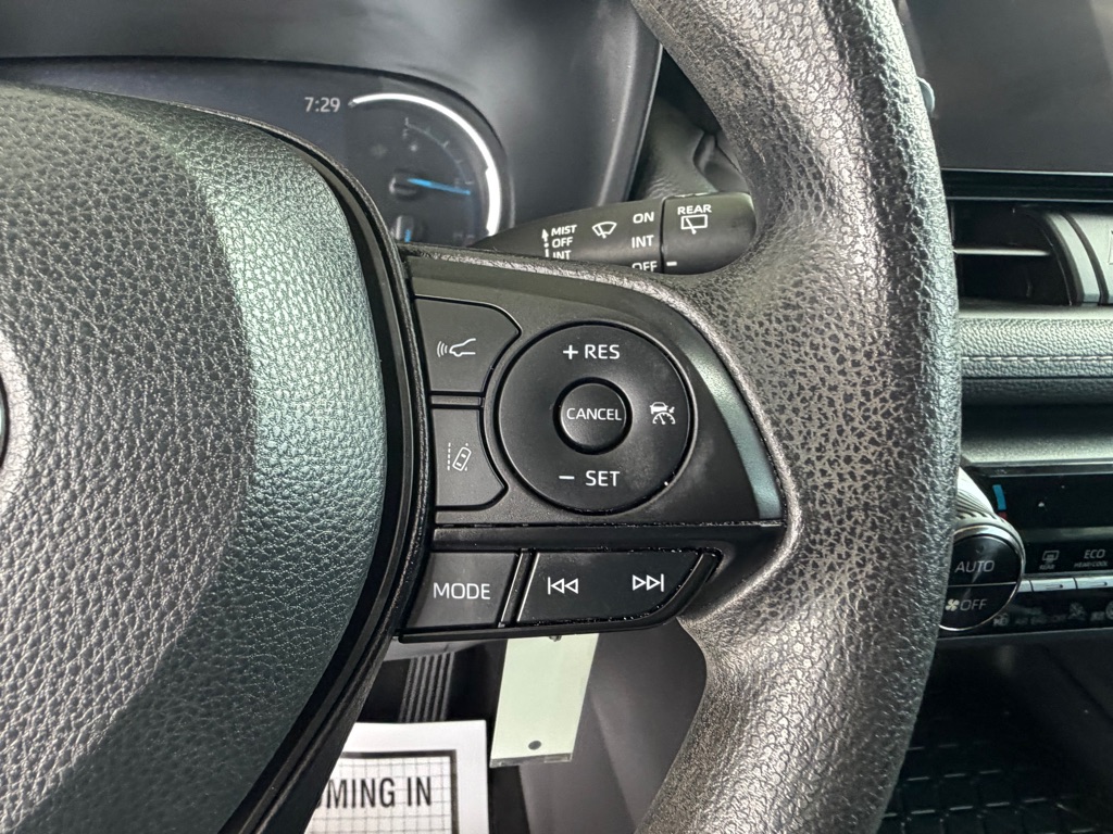 Photo 10 of this TOYOTA RAV4