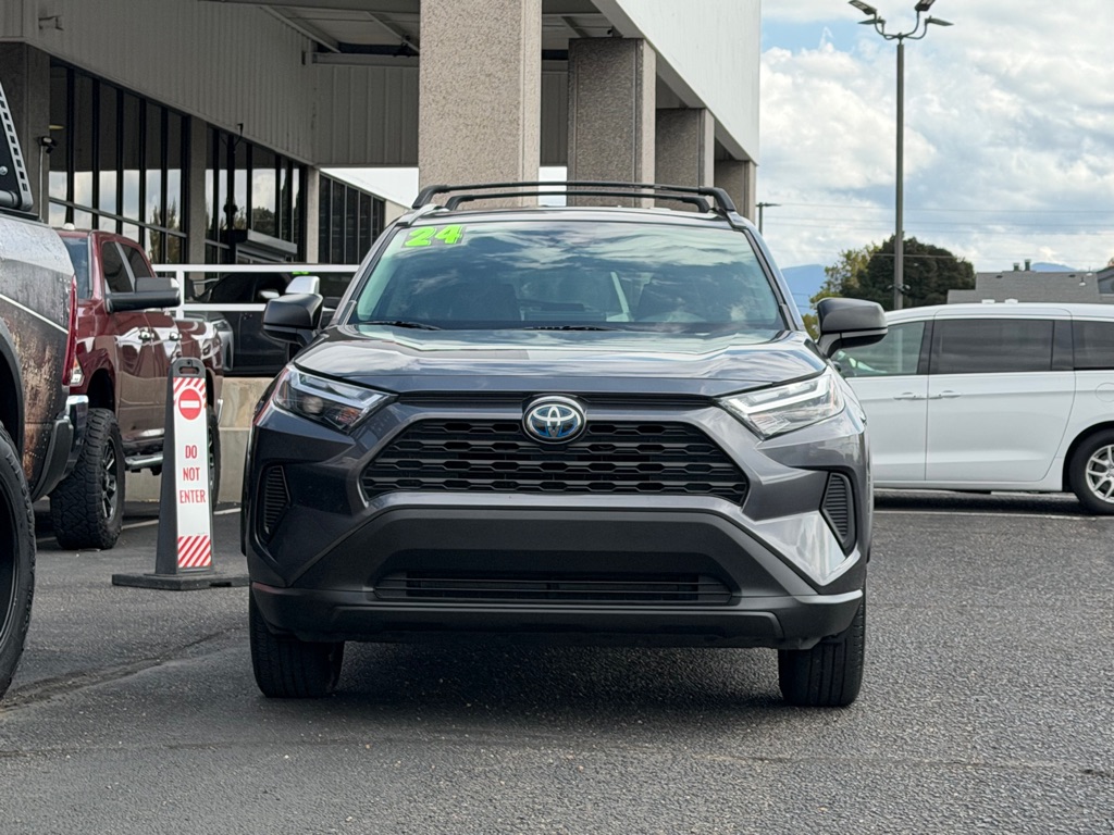Photo 39 of this TOYOTA RAV4