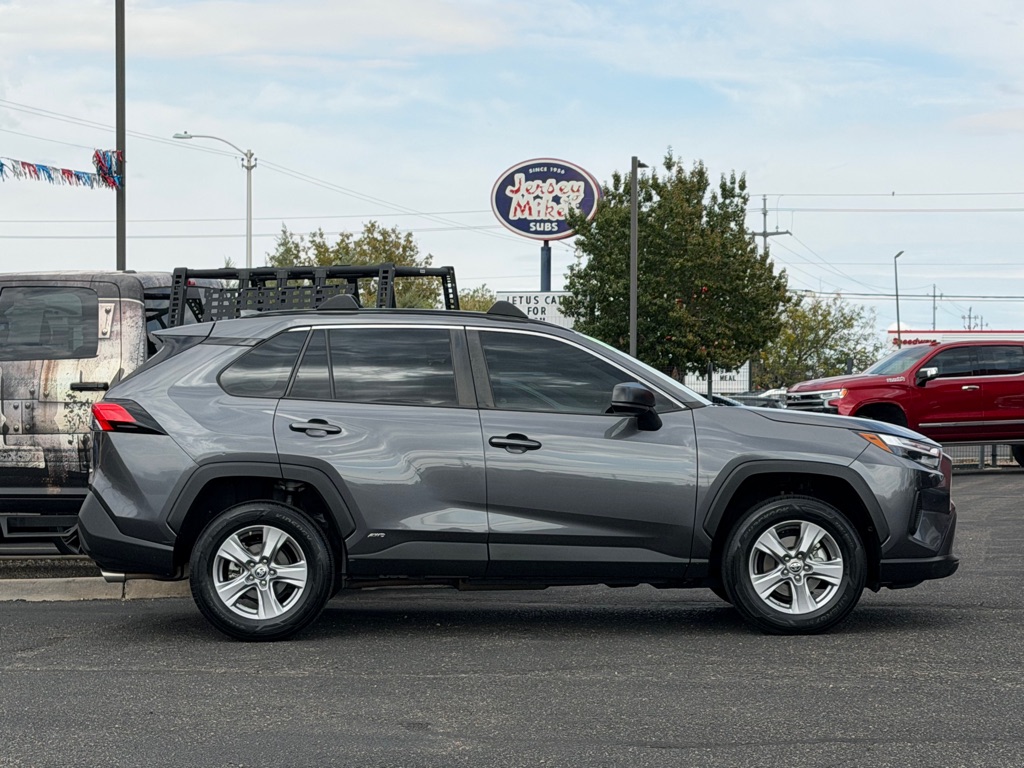 Photo 45 of this TOYOTA RAV4