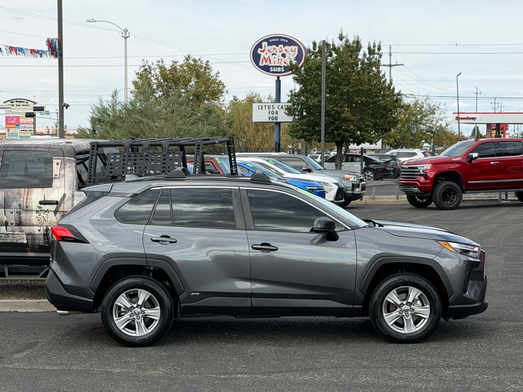 Photo 44 of this TOYOTA RAV4