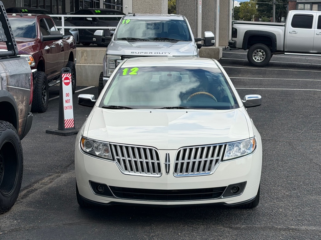Photo 38 of this LINCOLN MKZ