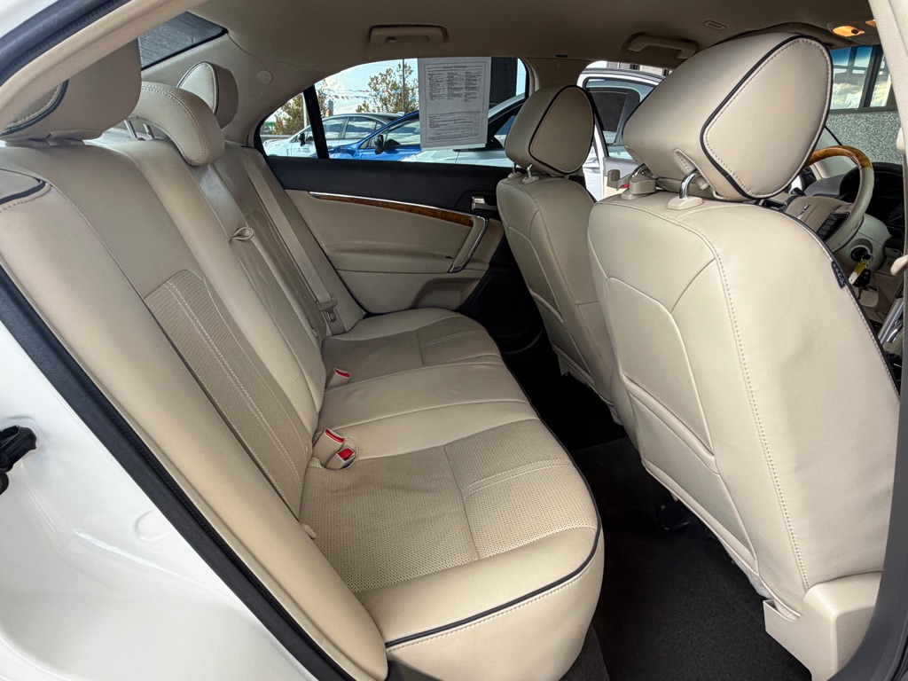 Photo 30 of this LINCOLN MKZ
