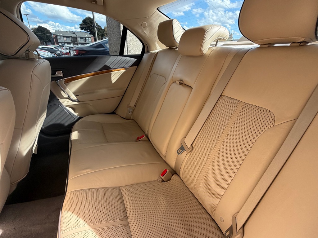 Photo 23 of this LINCOLN MKZ