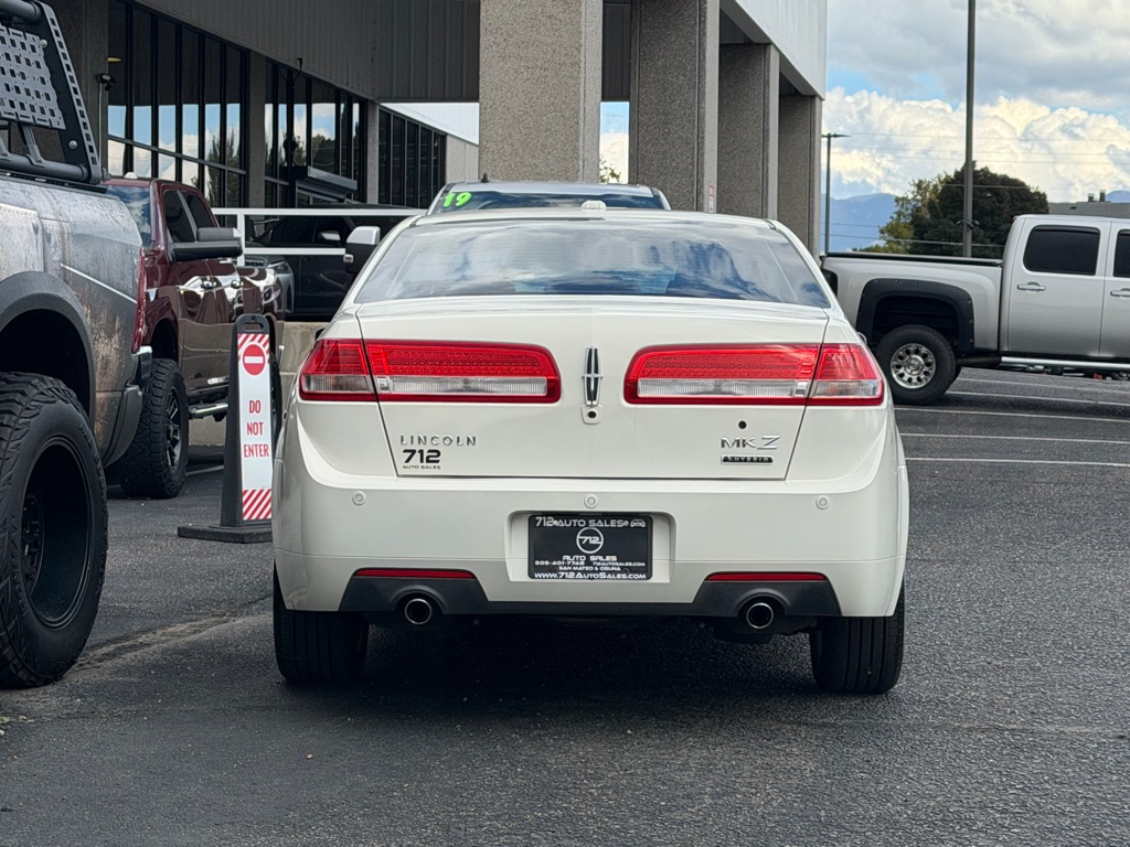 Photo 47 of this LINCOLN MKZ