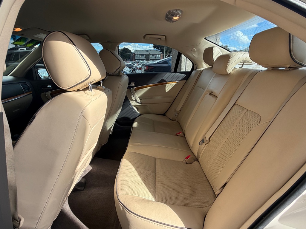 Photo 22 of this LINCOLN MKZ